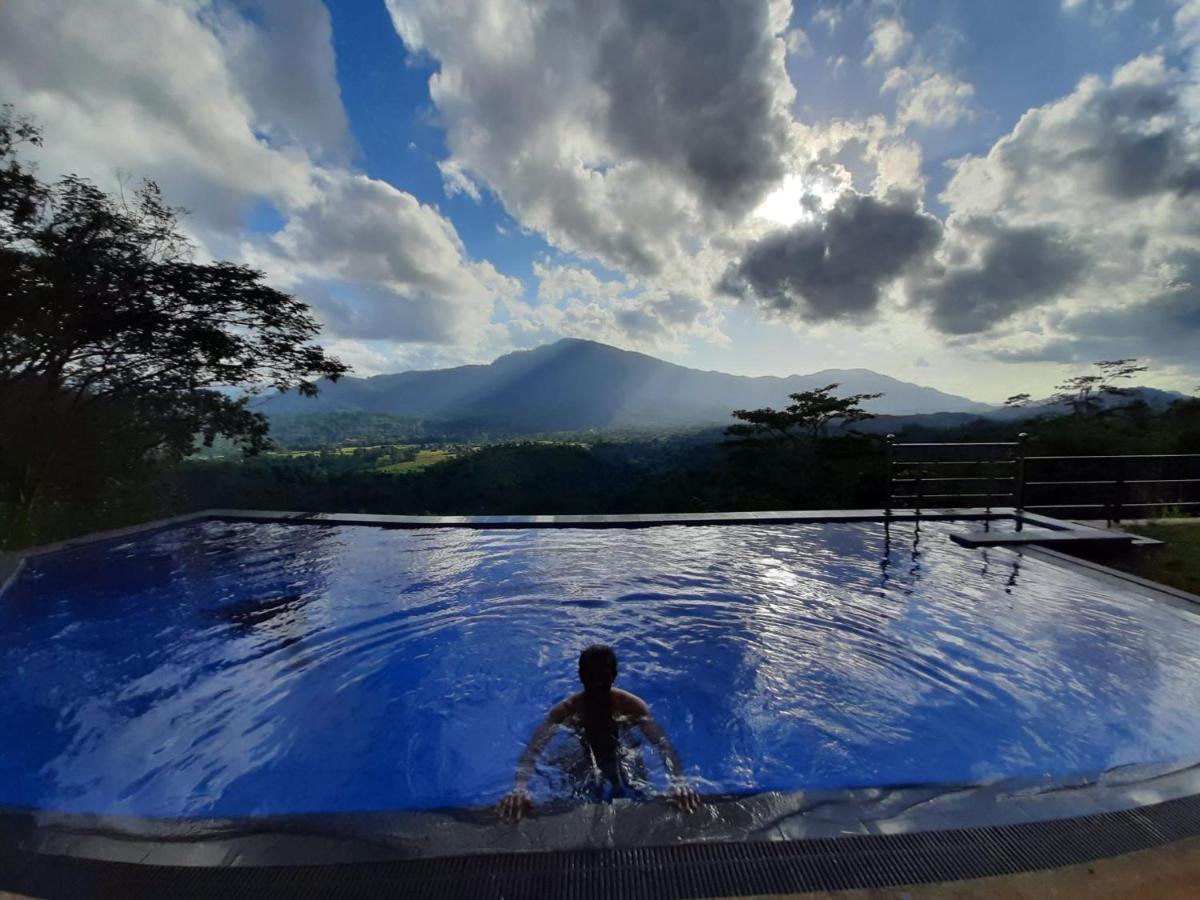 Terrace Cinnamon View ラトゥナプラ エクステリア 写真