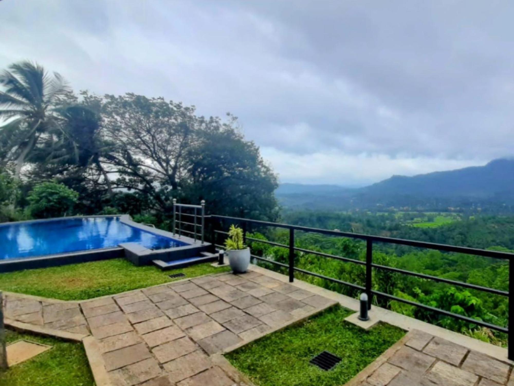 Terrace Cinnamon View ラトゥナプラ エクステリア 写真